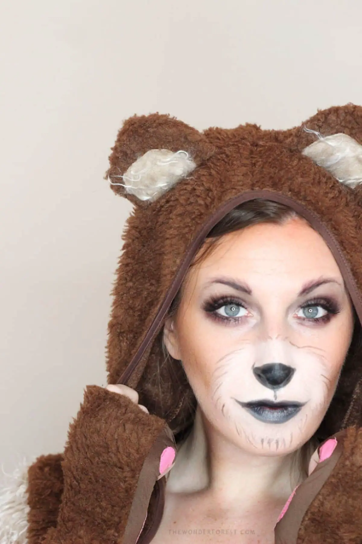 bear face makeup